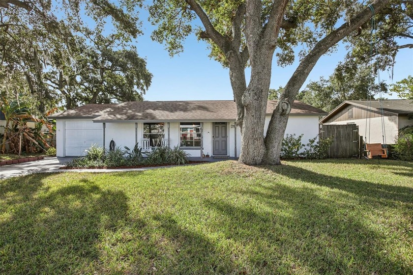 Under contract-accepting backup offers. Move-in-ready Clearwater - Beach Home for sale in Clearwater, Florida on Beachhouse.com