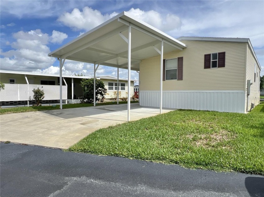 No flooding! Move-in ready! Enjoy the views from this 2017 two - Beach Home for sale in St. Petersburg, Florida on Beachhouse.com