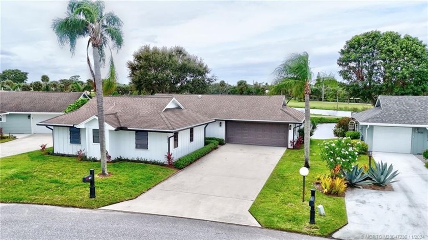 Country Club Living - Totally renovated 3/2 single family home - Beach Home for sale in Stuart, Florida on Beachhouse.com