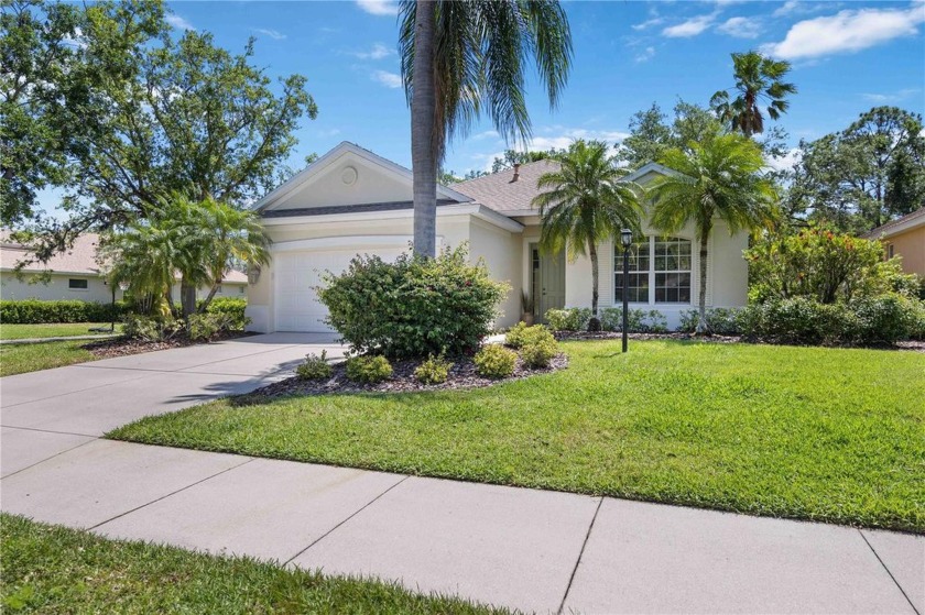 Lowest Prices Single Family Home in 34201 zip code!!! Meticulous - Beach Home for sale in University Park, Florida on Beachhouse.com
