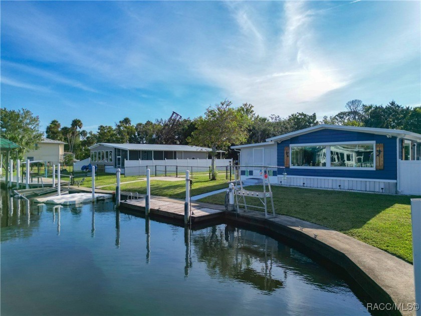 Exquisite Waterfront Retreat in Montezuma Waters. Experience the - Beach Home for sale in Crystal River, Florida on Beachhouse.com