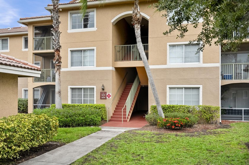 Welcome to this stunning 2nd floor condo offering serene - Beach Condo for sale in Jensen Beach, Florida on Beachhouse.com