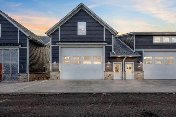 Unit 9 at Boat House Motor Condos in Sturgeon Bay offers the - Beach Condo for sale in Sturgeon Bay, Wisconsin on Beachhouse.com