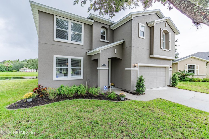 Welcome to your move-in ready home. 
This beautiful 3 bedroom,2 - Beach Home for sale in Jacksonville, Florida on Beachhouse.com