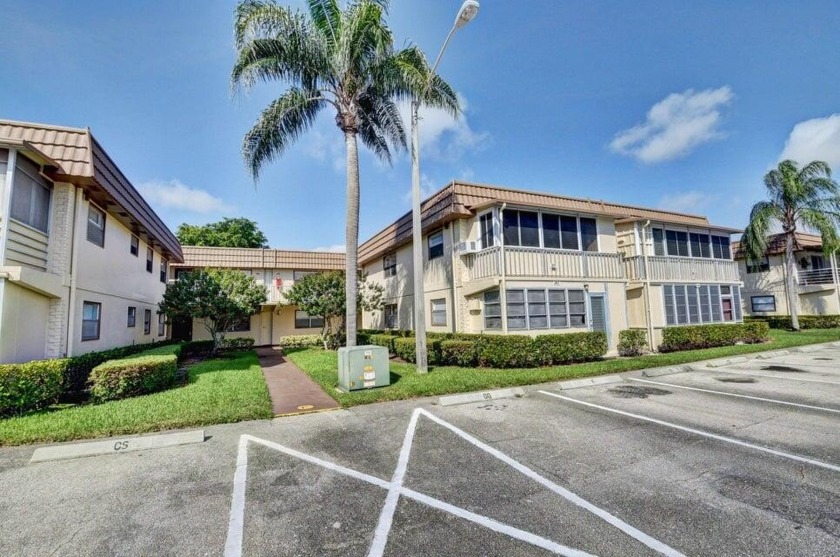 LEAN ONE BEDROOM 2ND FLOOR UNIT CLOSE TO THE LIFT HAS WATER VIEW - Beach Condo for sale in Delray Beach, Florida on Beachhouse.com