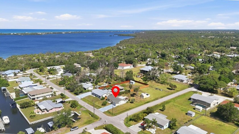 Welcome to 900 Stewart St.  where timeless Florida charm meets - Beach Home for sale in Englewood, Florida on Beachhouse.com