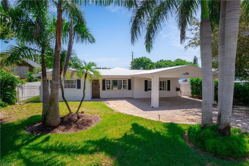Completely Remodeled Coastal Gem - Just Minutes from the Beach!

 - Beach Home for sale in Naples, Florida on Beachhouse.com