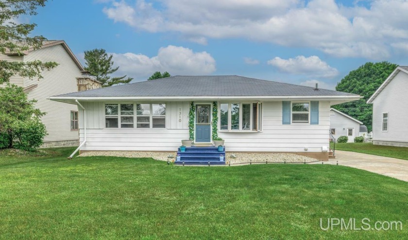 Step inside this charming 4 bed 1.5 bath ranch style home - Beach Home for sale in Escanaba, Michigan on Beachhouse.com