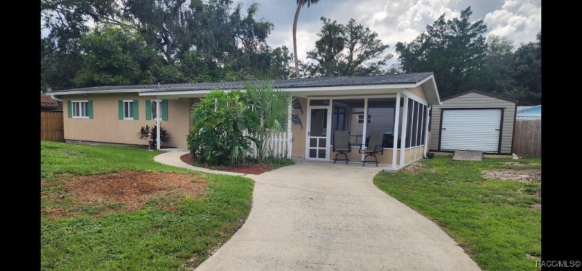 LOCATION!!LOCATION!!LOCATION!! Excellent investment opportunity - Beach Home for sale in Crystal River, Florida on Beachhouse.com