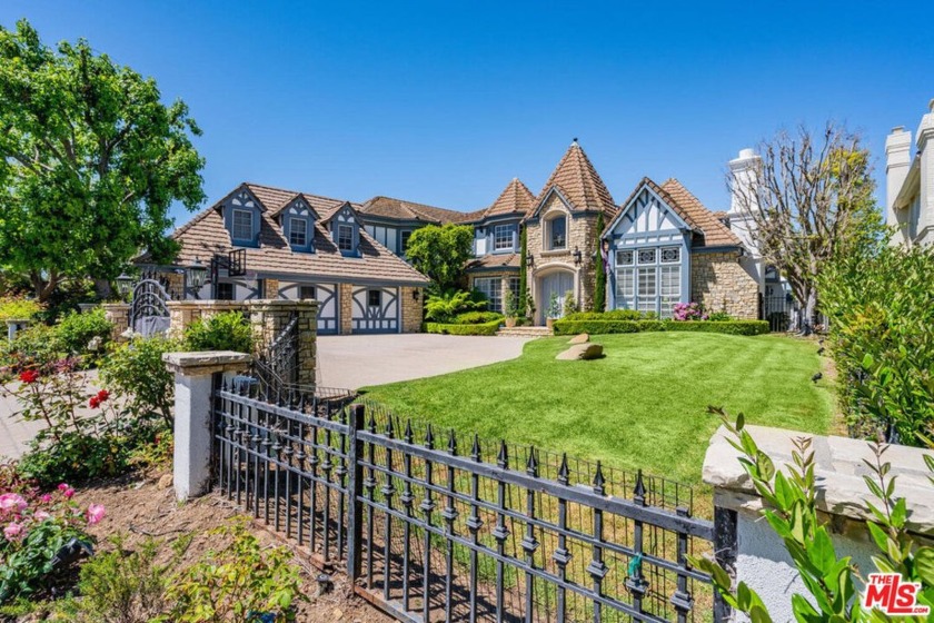 Welcome to this enchanting storybook-style estate in the - Beach Home for sale in Pacific Palisades, California on Beachhouse.com