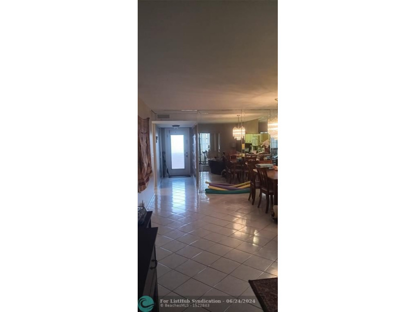 Updated 2/2 with lake view!  Beautiful corner unit located next - Beach Condo for sale in Sunrise, Florida on Beachhouse.com