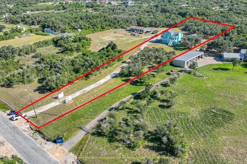Fantastic property for those who love both indoor and outdoor - Beach Home for sale in Aransas Pass, Texas on Beachhouse.com