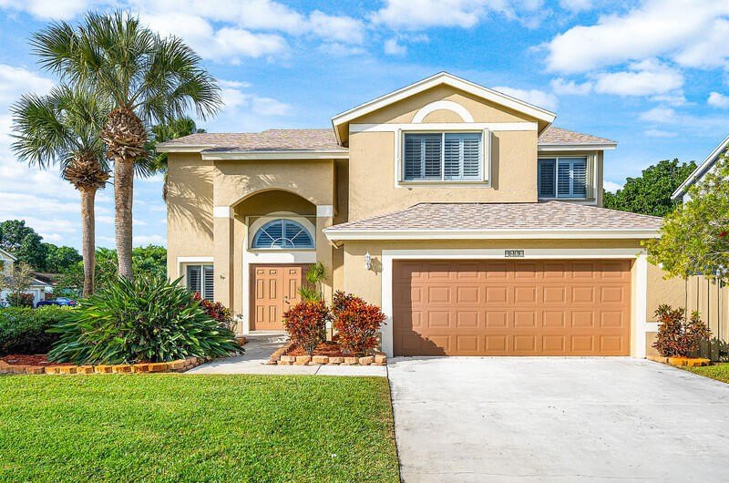 Stunning home on large corner lot in awesome community of Alden - Beach Home for sale in Boynton Beach, Florida on Beachhouse.com