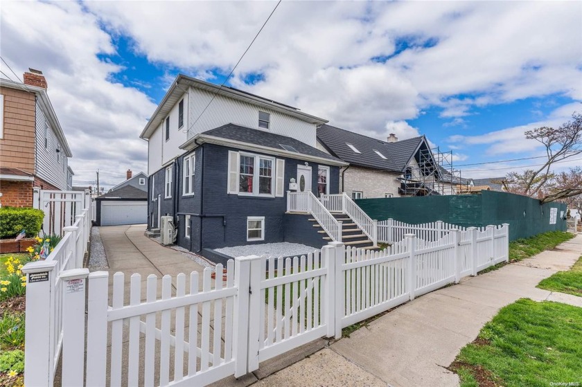 Discover modern comfort and convenience in this fully renovated - Beach Home for sale in New York, New York on Beachhouse.com