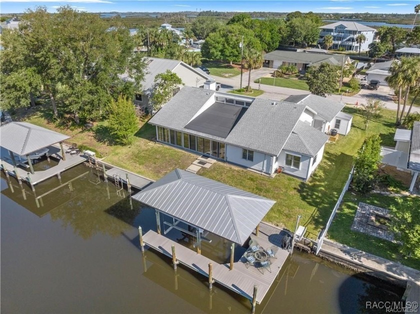 One or more photos are virtually staged. Enjoy this spacious - Beach Home for sale in Crystal River, Florida on Beachhouse.com