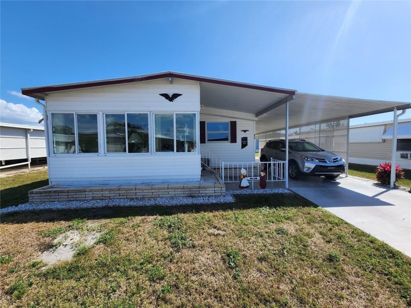 Price Adjustment: $159,900!  Don't miss this well maintained - Beach Home for sale in Bradenton, Florida on Beachhouse.com