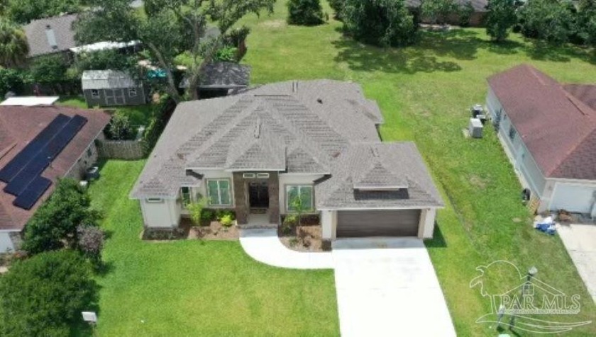 Welcome to Marcus Lake Subdivision. Price improvement and - Beach Home for sale in Pensacola, Florida on Beachhouse.com