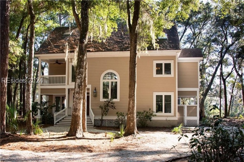 Beautifully remodeled 3bed/3.5baths 2,624 sq ft home with 1,300 - Beach Home for sale in Daufuskie Island, South Carolina on Beachhouse.com