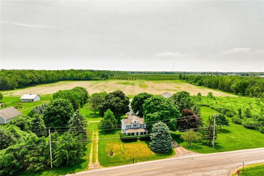 ***SERENE COUNTRY LIVING in the PERFECT LOCATION with FOUR - Beach Home for sale in Williamson, New York on Beachhouse.com