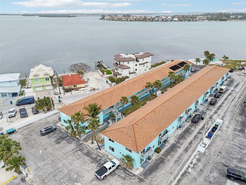 Welcome to 117 7th St N, Unit 5, Bradenton Beach, FL--a - Beach Condo for sale in Bradenton Beach, Florida on Beachhouse.com