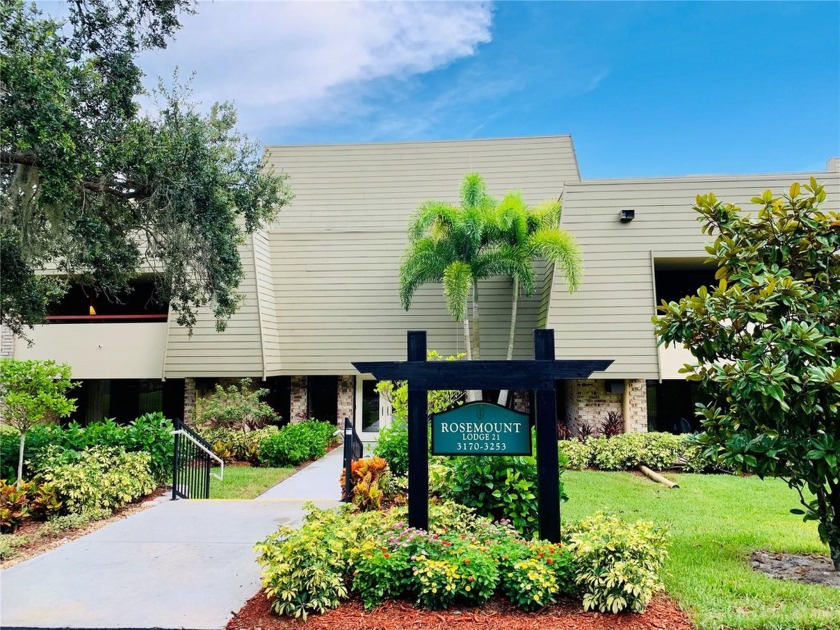 Get ready to live on hole number 2 of the Pga Valspar - Beach Condo for sale in Palm Harbor, Florida on Beachhouse.com