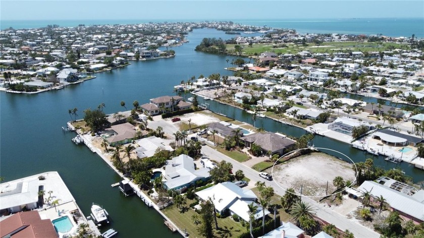 Here is your perfect chance to build your dream waterfront home - Beach Lot for sale in Holmes Beach, Florida on Beachhouse.com