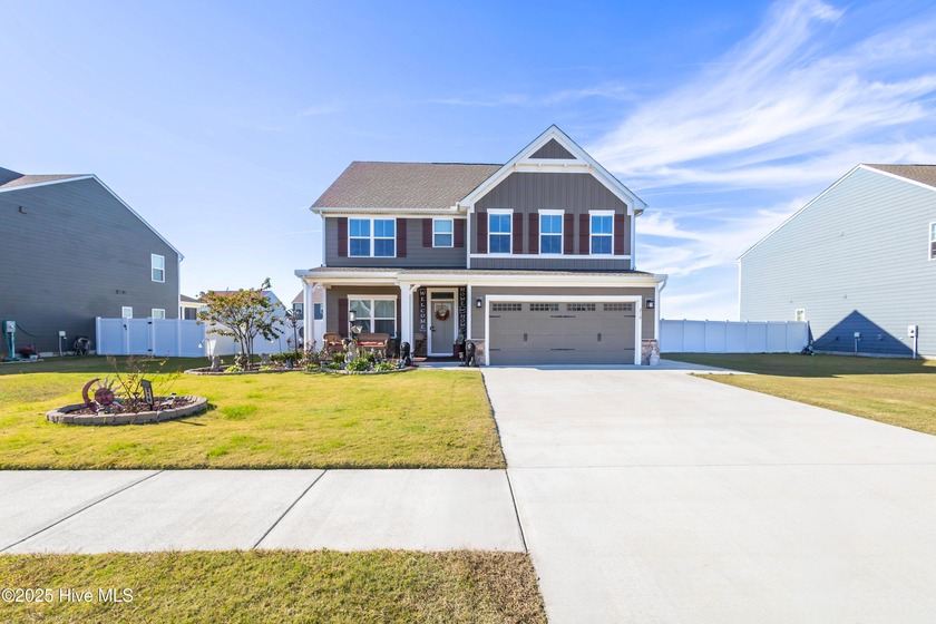 Welcome to 210 Garland Street, Moyock, NC-a move-in-ready home - Beach Home for sale in Moyock, North Carolina on Beachhouse.com