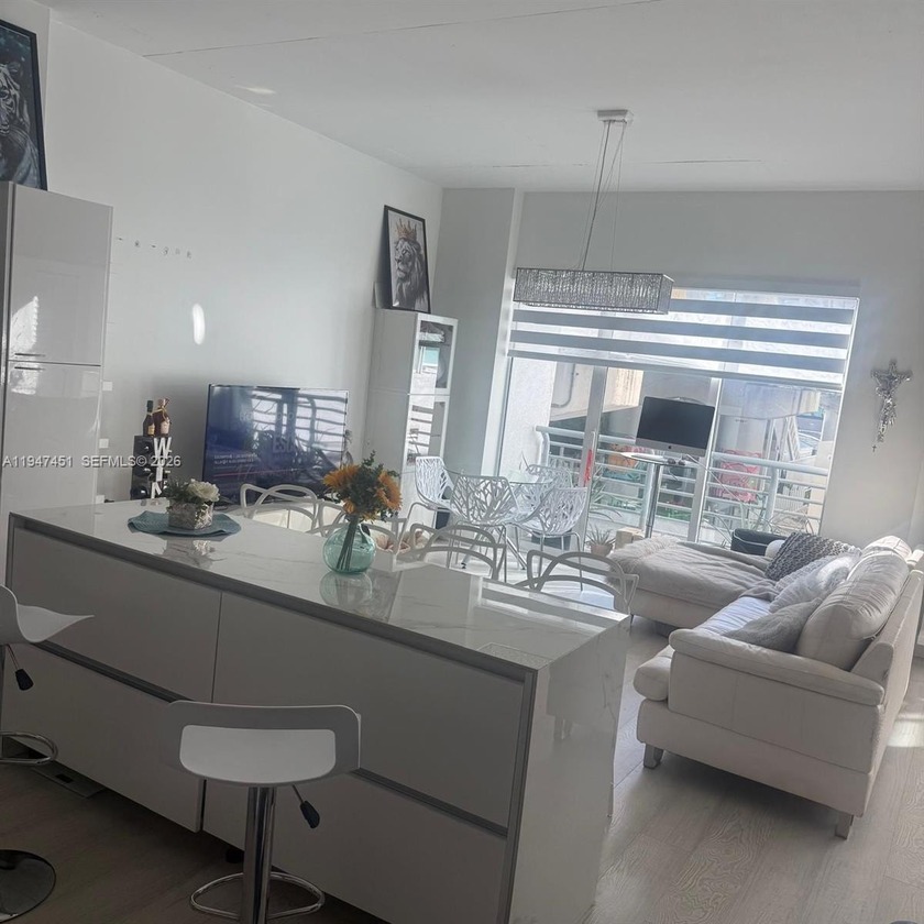 Fully furnished and turnkey residence in the heart of Downtown - Beach Condo for sale in Miami, Florida on Beachhouse.com