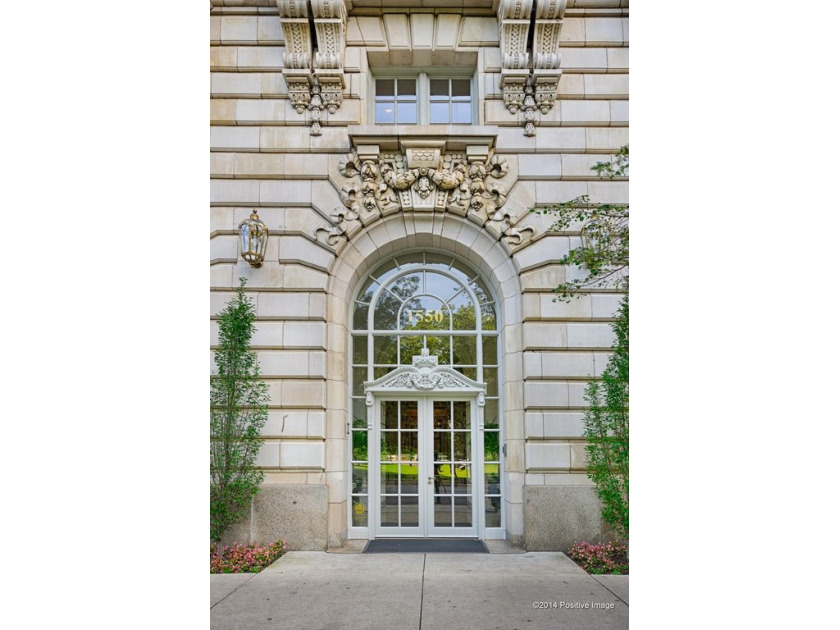 Seeing is believing! This is a Golden opportunity for the next - Beach Condo for sale in Chicago, Illinois on Beachhouse.com