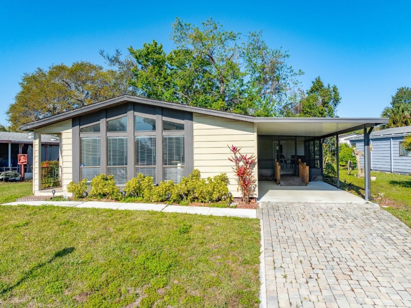Beautifully remastered modern farmhouse style home is the - Beach Home for sale in Ormond Beach, Florida on Beachhouse.com