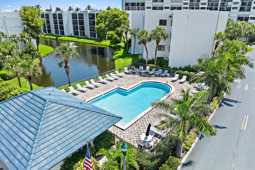 Lovely ground floor condo in one of the most desirable beach - Beach Condo for sale in Jupiter, Florida on Beachhouse.com
