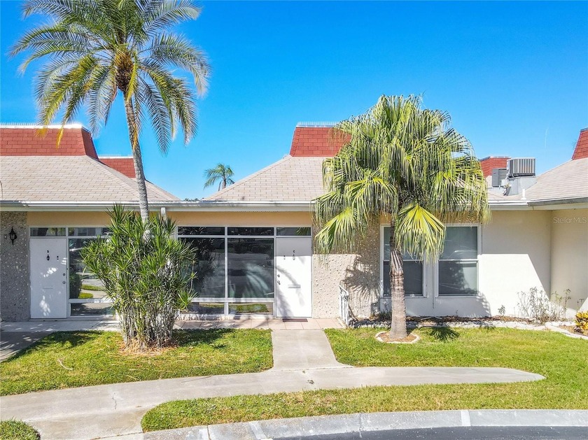 Under contract-accepting backup offers. Welcome to 4320 Tahitian - Beach Condo for sale in Holiday, Florida on Beachhouse.com
