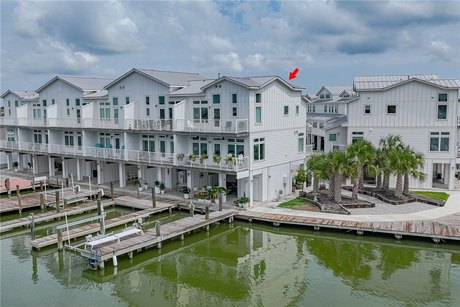 Discover coastal living at its finest in this waterfront condo - Beach Condo for sale in Rockport, Texas on Beachhouse.com