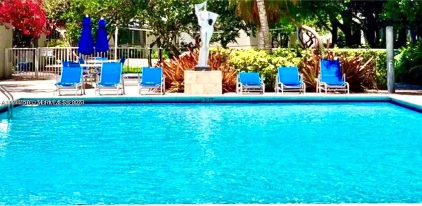 Live HOA-Free for 3 Months! ?? SELLER will include a Seller's - Beach Condo for sale in Miami, Florida on Beachhouse.com