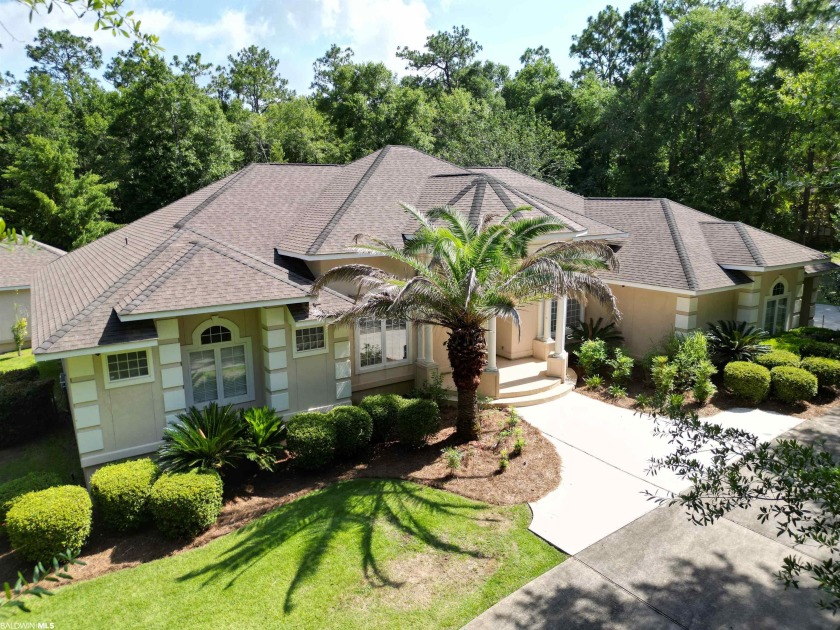 REDUCED! Looking for a gem? This one-story home is tucked into - Beach Home for sale in Fairhope, Alabama on Beachhouse.com