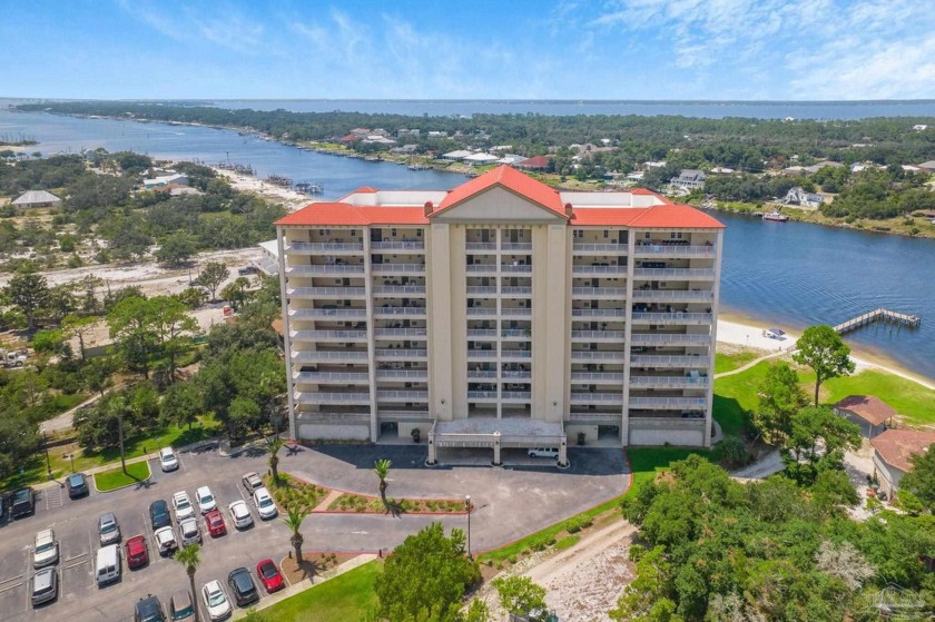 Relax and escape your cares in this fabulous waterfront condo - Beach Condo for sale in Pensacola, Florida on Beachhouse.com