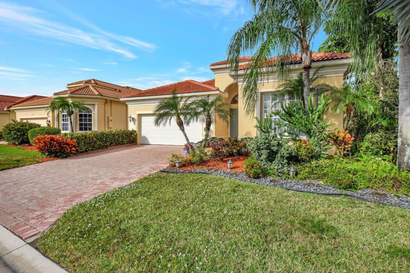 Stunning lakefront home on one of with best lots in Vizcaya with - Beach Home for sale in Delray Beach, Florida on Beachhouse.com