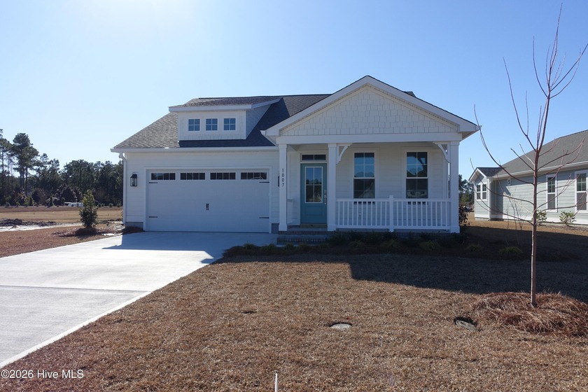 Welcome to this beautifully designed new construction home - Beach Home for sale in New Bern, North Carolina on Beachhouse.com