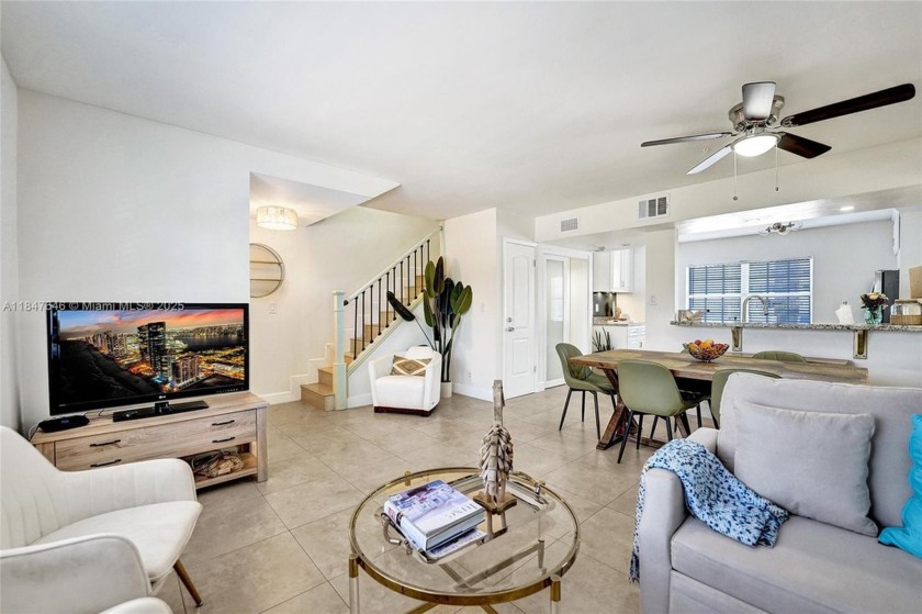Just 200 steps from the sand and Broadwalk, 345 Virginia Street - Beach Townhome/Townhouse for sale in Hollywood, Florida on Beachhouse.com