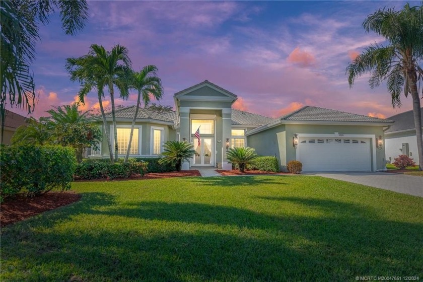 Great floor plan with 3 bedrooms, office, and 3 bathrooms and 2 - Beach Home for sale in Port Saint Lucie, Florida on Beachhouse.com