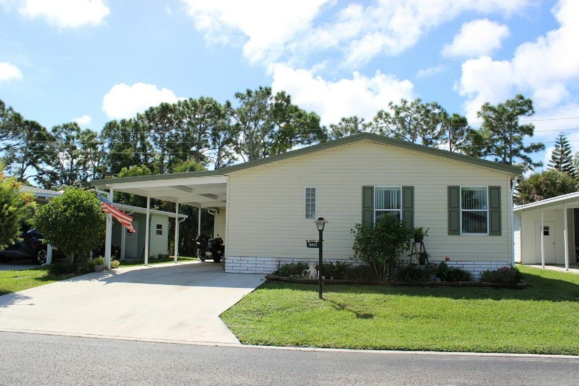 The perfect blend of custom design, modern upgrades, and - Beach Home for sale in Stuart, Florida on Beachhouse.com