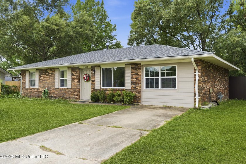 This adorable home in North Gulfport offers it all, with easy - Beach Home for sale in Gulfport, Mississippi on Beachhouse.com