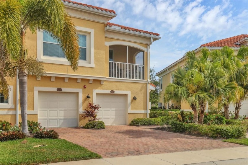 FABULOUS, MODERN, FURNISHED 3 BEDROOM/2 BATHROOM/1 CAR GARAGE - Beach Condo for sale in Osprey, Florida on Beachhouse.com