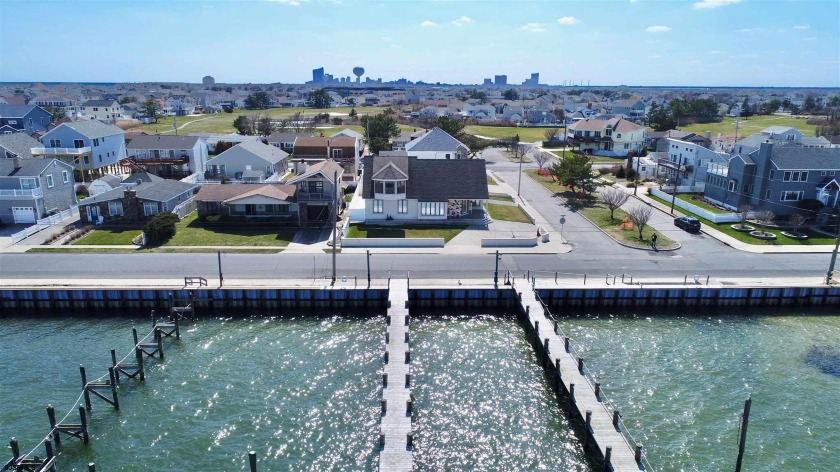 You CAN have it all!! Boater & beach lover? No problem! Dock - Beach Home for sale in Brigantine, New Jersey on Beachhouse.com