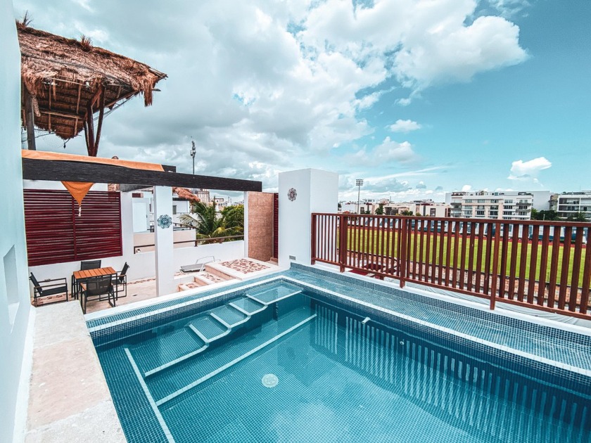 This unique apartment is located in the heart of Playa del - Beach Townhome/Townhouse for sale in Playa Del Carmen,  on Beachhouse.com