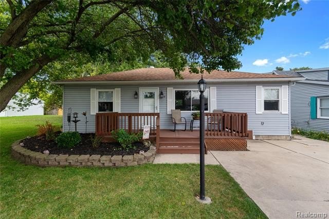 Back on market due to buyer job loss -- no fault of the home - Beach Home for sale in Monroe, Michigan on Beachhouse.com