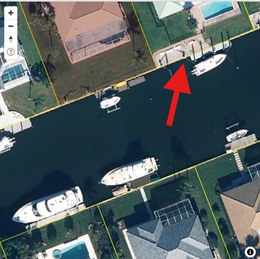 Incredible opportunity to live the Florida waterfront lifestyle! - Beach Home for sale in Hobe Sound, Florida on Beachhouse.com