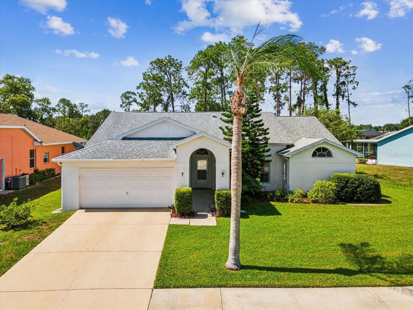 Welcome to your single story POOL HOME!  Do you like privacy? - Beach Home for sale in Hudson, Florida on Beachhouse.com