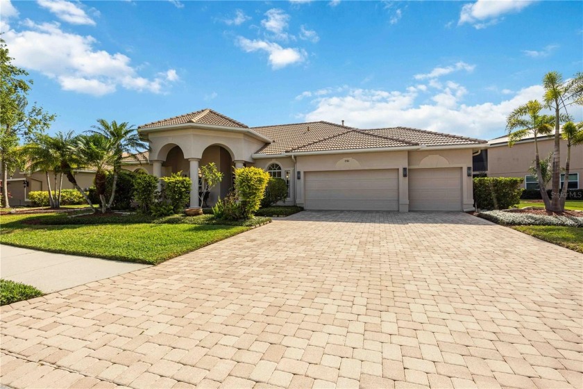 FLORIDA LIFESTYLE PERFECTION - 3 MINUTES TO I 75 & NEW HERITAGE - Beach Home for sale in Bradenton, Florida on Beachhouse.com