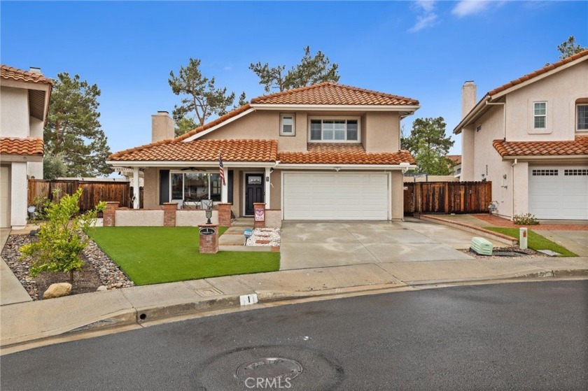 Welcome to 1 Lompoc Court, a beautifully maintained 3-bedroom, 3 - Beach Home for sale in Rancho Santa Margarita, California on Beachhouse.com
